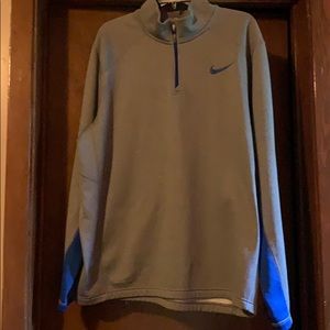 Nike Pullover